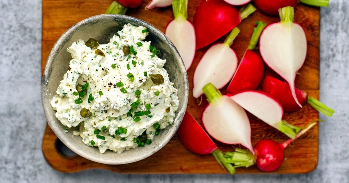 chive-cream-cheese-radishes-s.jpg