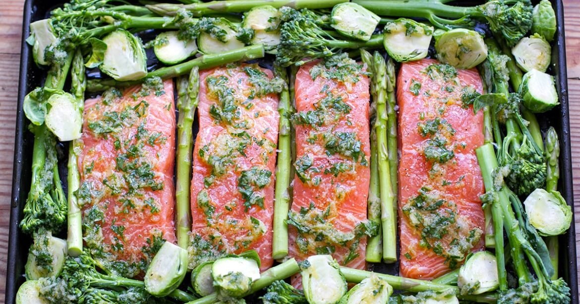 green-salmon-sheet-pan-bake-social.jpg